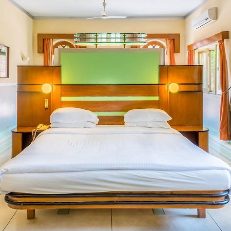 Hotel Inn Season Mahāmandir Esterno foto