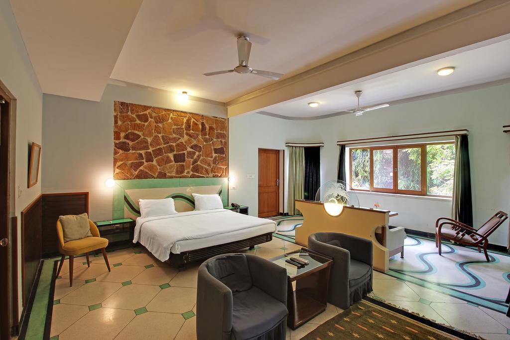 Hotel Inn Season Mahāmandir Esterno foto