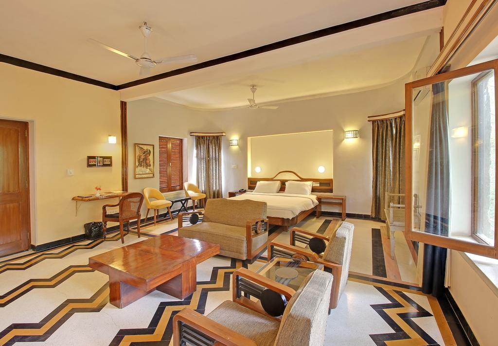 Hotel Inn Season Mahāmandir Esterno foto
