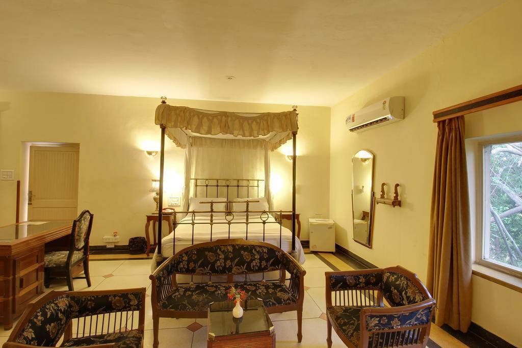 Hotel Inn Season Mahāmandir Esterno foto