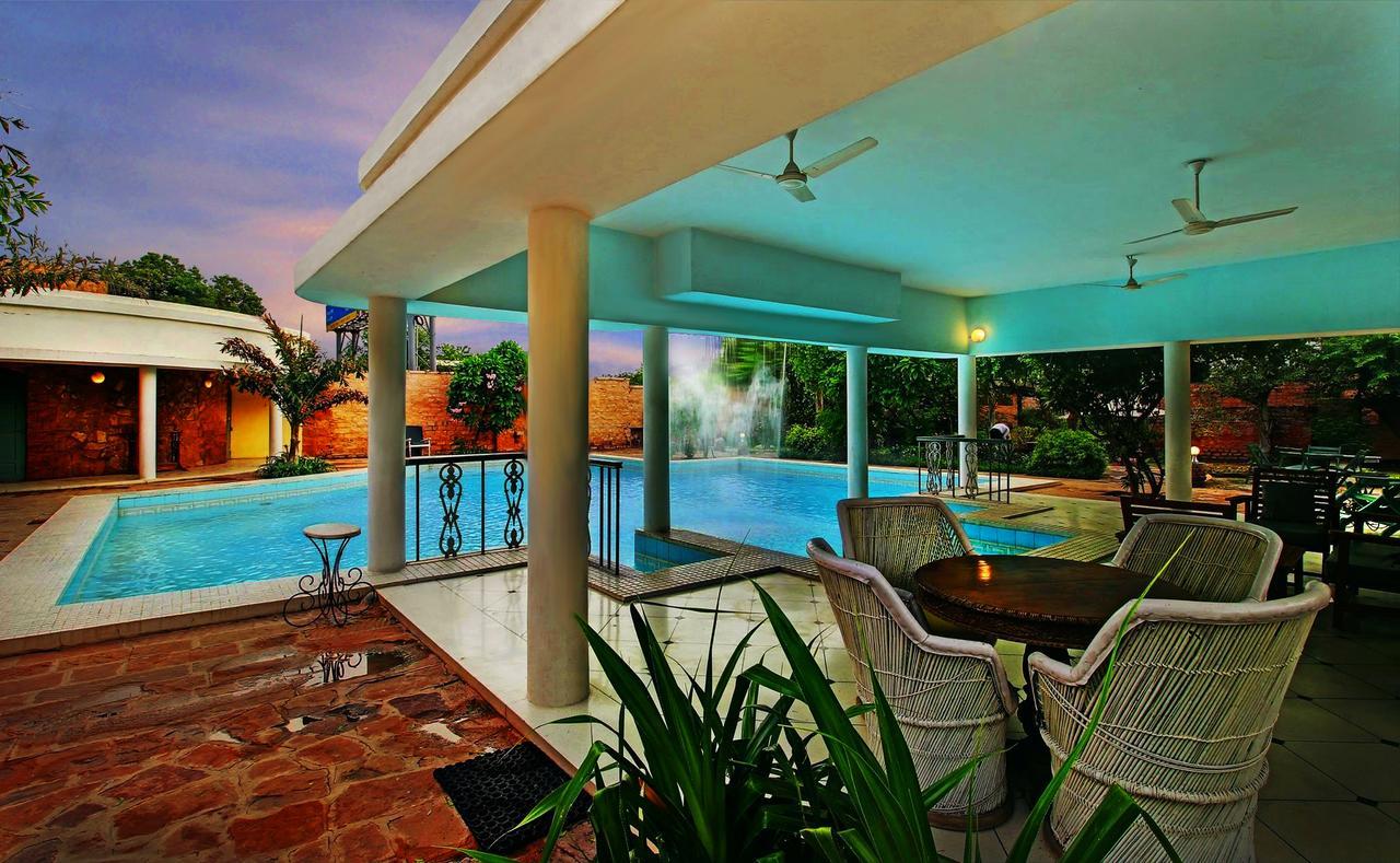 Hotel Inn Season Mahāmandir Esterno foto